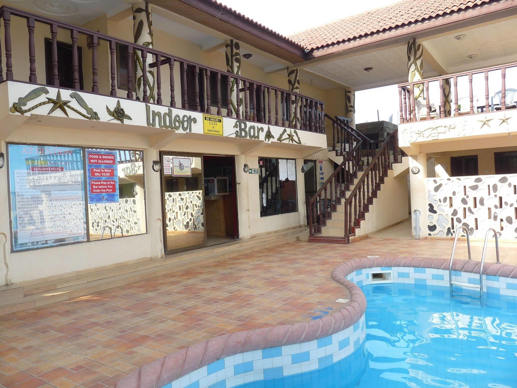 Diplomat Beach Resort Accra Esterno foto